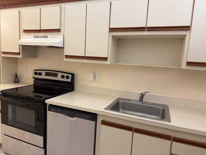 3 bedroom Villa at 12028 Royal Palm Boulevard #3-F, Grenadier Trace I Condo, Coral Springs — photo 5