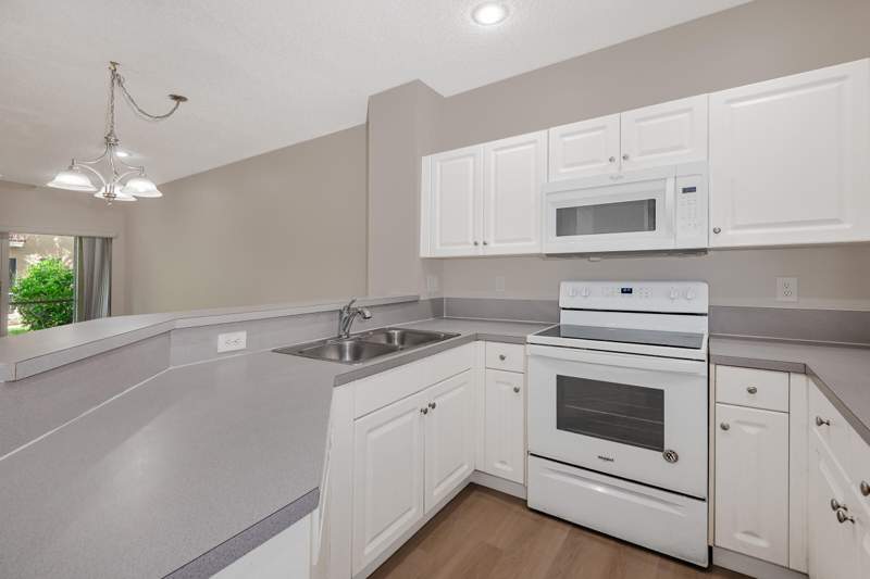 2 bedroom Townhouse at 204 SW 120th Avenue #204, Nasher Plat, Pembroke Pines — photo 5