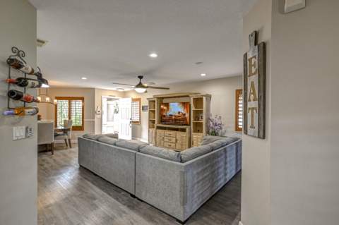 4867 Pinemore Lane, Lake Worth FL - photo 18 of 42