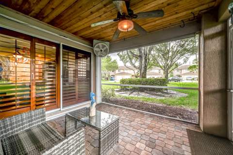 4867 Pinemore Lane, Lake Worth FL - photo 22 of 42