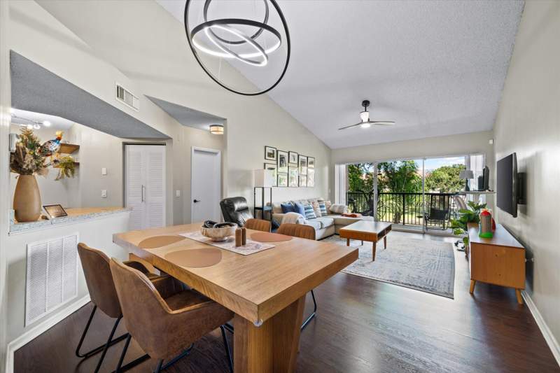2 bedroom Condominium at 8701 Wiles Road #306, Edgewater Condo, Coral Springs — photo 2