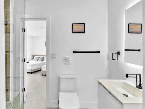 209 NE 27th Drive, Wilton Manors FL - photo 20 of 36