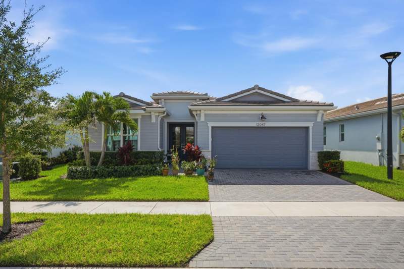 3 bedroom Single Family Residence at 12047 SW Viridian Boulevard, Telaro At Southern Grove Phase 2 And 3, Port St. Lucie — photo 3