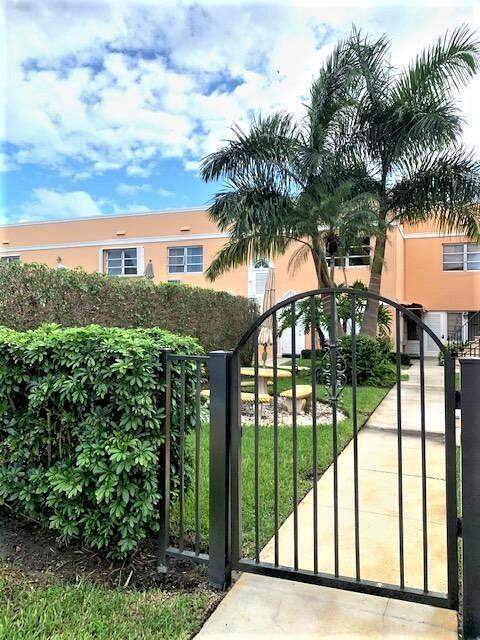 101 S Golfview Road, Lake Worth Beach FL - photo 18 of 29
