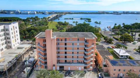 101 S Golfview Road, Lake Worth Beach FL - photo 24 of 29