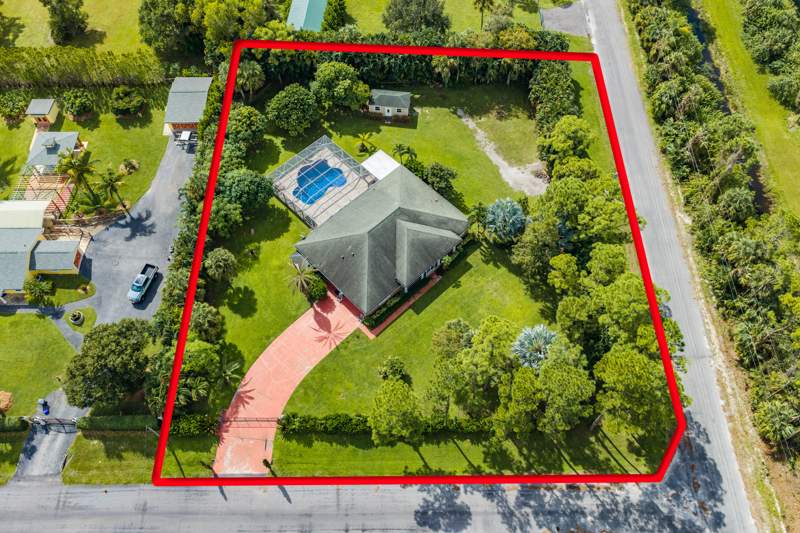 4 bedroom Single Family Residence at 16970 W Burns Drive, Loxahatchee, The Acreage — photo 4
