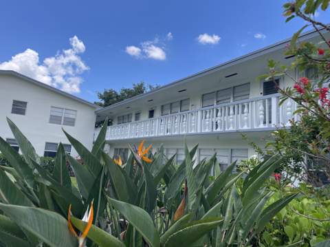 162 Camden G, West Palm Beach FL - photo 6 of 7