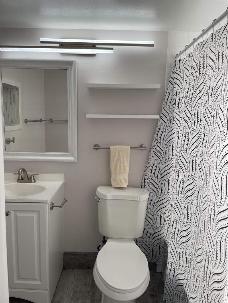 1 bedroom Condominium at 162 Camden G, Camden Condos, West Palm Beach — photo 5