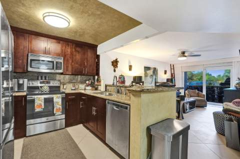 3000 NE 5th Terrace #102-A, Wilton Manors FL - photo 6 of 38