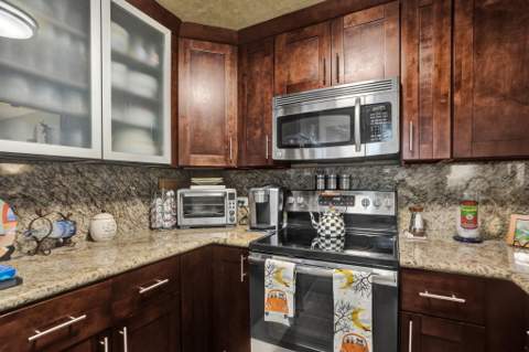 3000 NE 5th Terrace #102-A, Wilton Manors FL - photo 9 of 38