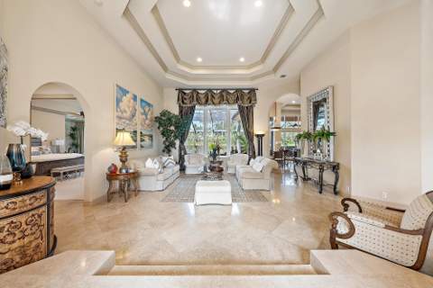7517 Hawks Landing Drive, West Palm Beach FL - photo 10 of 61