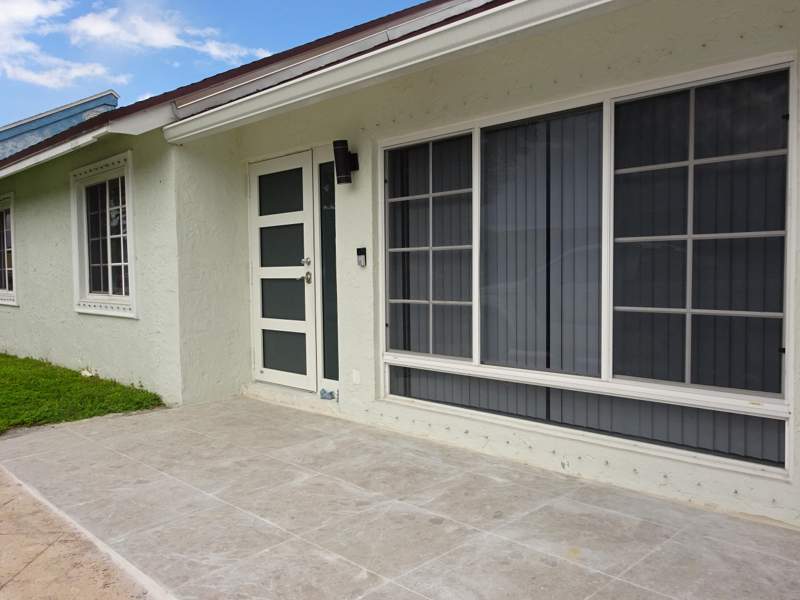 5 bedroom Single Family Residence at 9211 S Cypress Circle, Turtle Bay, Miramar — photo 4