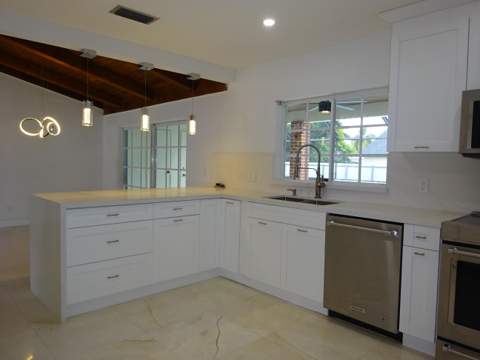 9211 S Cypress Circle, Miramar FL - photo 22 of 76