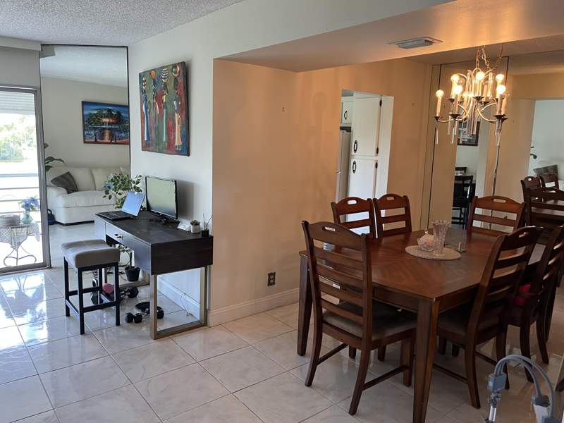 2 bedroom Condominium at 3871 Via Poinciana #402, Poinciana Place Condo 1,2,8 And 9, Lake Worth — photo 3