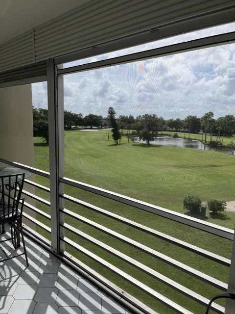 3871 Via Poinciana #402, Lake Worth FL - photo 14 of 18