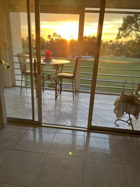 3871 Via Poinciana #402, Lake Worth FL - photo 18 of 18