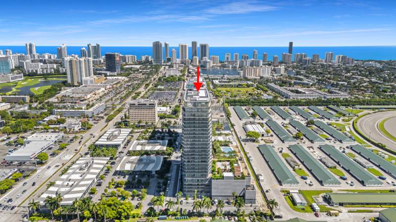 3 bedroom Condominium at 1170 E Hallandale Beach Boulevard #1401, Oasis Hallandale, Hallandale Beach — photo 4
