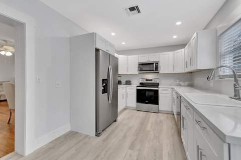 320 SE 4th Avenue, Delray Beach FL - photo 23 of 40
