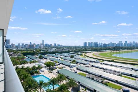 1170 E Hallandale Beach Boulevard #1401, Hallandale Beach FL - photo 11 of 64