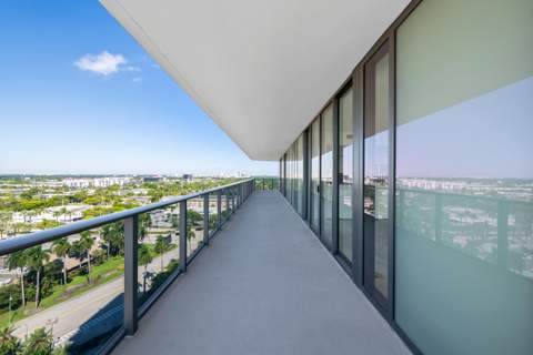 1170 E Hallandale Beach Boulevard #1401, Hallandale Beach FL - photo 13 of 64