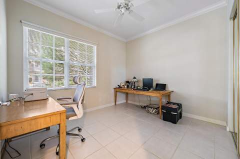 244 Honeysuckle Drive, Jupiter FL - photo 20 of 34
