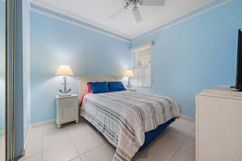 244 Honeysuckle Drive, Jupiter FL - photo 18 of 34