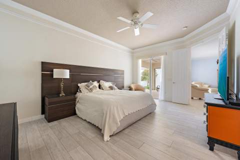 244 Honeysuckle Drive, Jupiter FL - photo 14 of 34