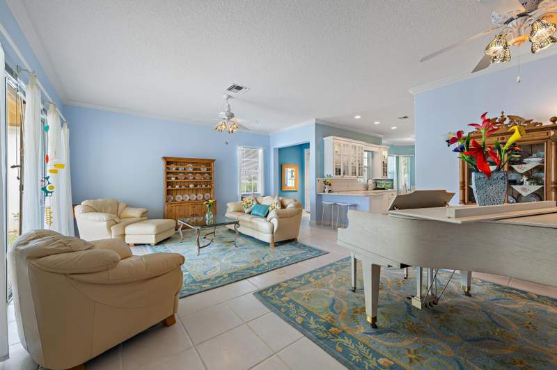 3 bedroom Single Family Residence at 244 Honeysuckle Drive, Newhaven 7B Ph 2, Jupiter — photo 5