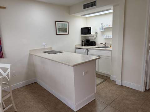 1200 Colonnades Drive #104, Fort Pierce FL - photo 7 of 27