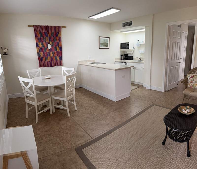 1 bedroom Condominium at 1200 Colonnades Drive #104, Colonnades Condominium No 4, Fort Pierce — photo 4