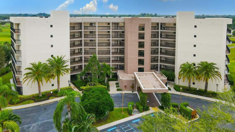 3 bedroom Condominium at 5257 Fountains Drive #205, Fountains South Condo 3A, Lake Worth — photo 2