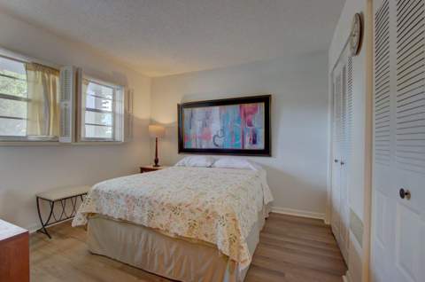 7807 Golf Cir Drive #202, Margate FL - photo 11 of 20