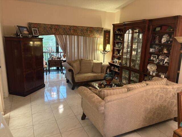 2 bedroom Condominium at 1504 Congressional Way, Diplomat Square Condo, Deerfield Beach — photo 4