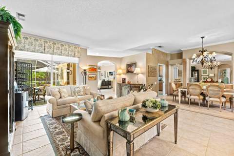 19028 SE Loxahatchee River Road, Jupiter FL - photo 9 of 53