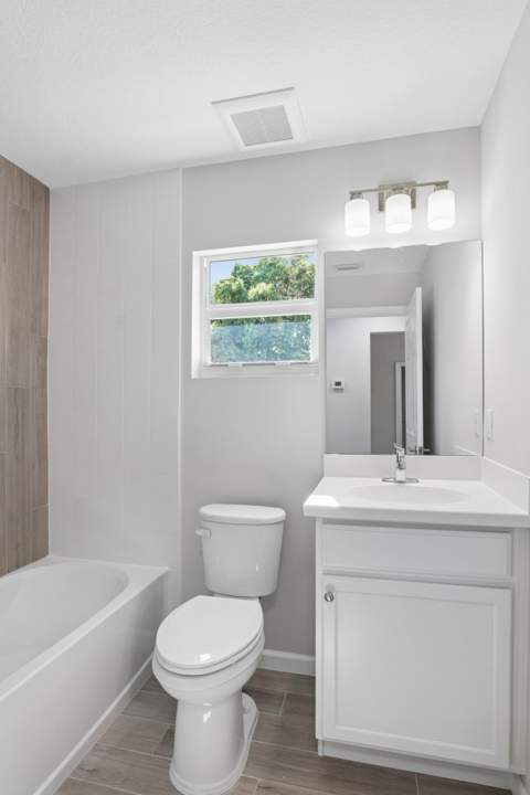 5664 SE 45th Avenue, Stuart FL - photo 7 of 26