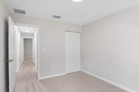 5664 SE 45th Avenue, Stuart FL - photo 8 of 26
