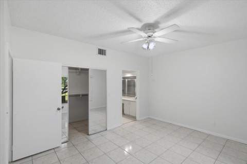 301 SW 158th Terrace #104, Pembroke Pines FL - photo 15 of 40