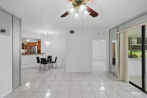 301 SW 158th Terrace #104, Pembroke Pines FL - photo 19 of 40