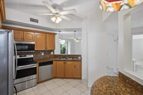 301 SW 158th Terrace #104, Pembroke Pines FL - photo 6 of 40