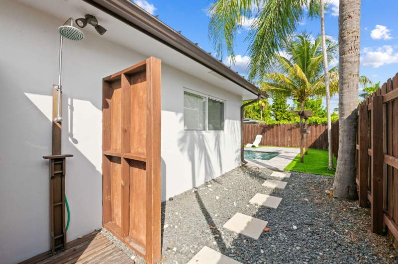 4 bedroom Single Family Residence at 2041 NE 52nd Street, Mary-Knoll 39-48 B, Fort Lauderdale — photo 5