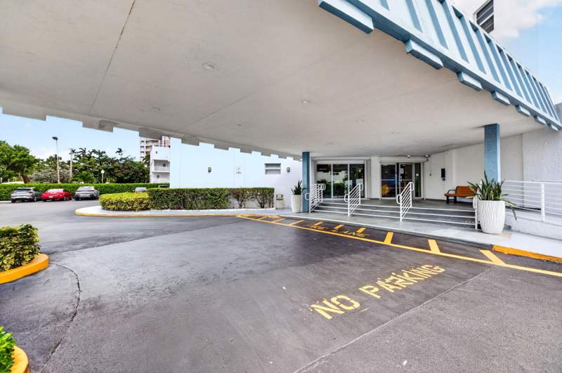 2 bedroom Condominium at 1500 S Ocean Boulevard #1604, Leisure Towers Condo, Lauderdale-By-The-Sea — photo 4