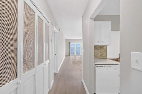 1500 S Ocean Boulevard #1604, Lauderdale-By-The-Sea FL - photo 11 of 84