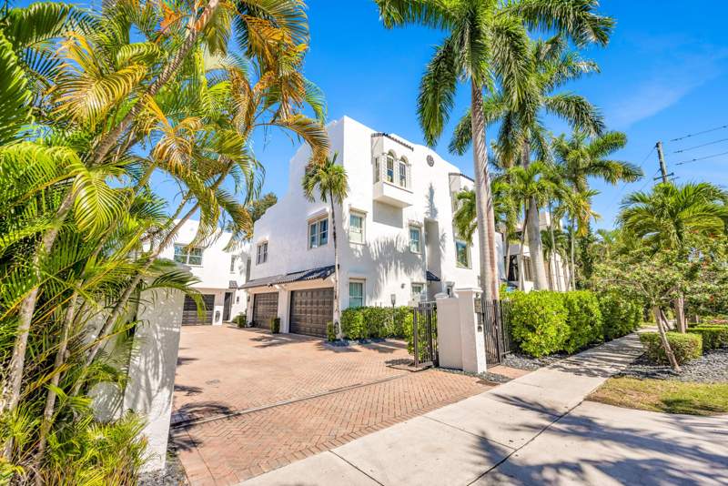 3 bedroom Townhouse at 1627 E Broward Boulevard, Victoria Park Corr Amen Plat, Fort Lauderdale — photo 2