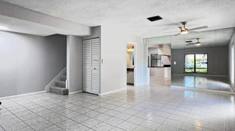 901 Sandtree Drive, Palm Beach Gardens FL - photo 8 of 53