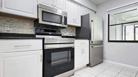 901 Sandtree Drive, Palm Beach Gardens FL - photo 19 of 53