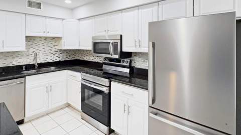 901 Sandtree Drive, Palm Beach Gardens FL - photo 22 of 53