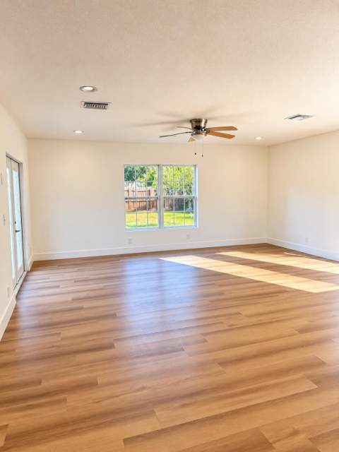 707 SE Karrigan Terrace, Port St. Lucie FL - photo 10 of 26