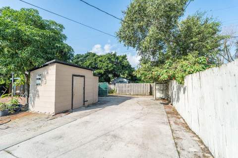 223 N F Street, Lake Worth Beach FL - photo 22 of 34