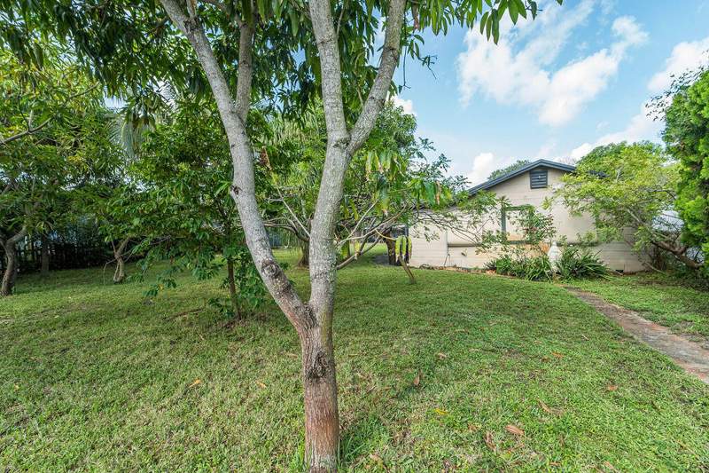 2 bedroom Single Family Residence at 223 N F Street, Lake Worth Town Of, Lake Worth Beach — photo 2