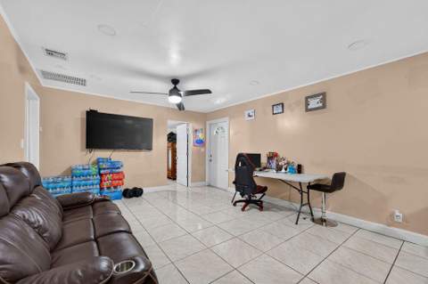 223 N F Street, Lake Worth Beach FL - photo 8 of 34